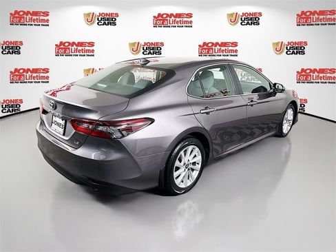 Certified 2023 Toyota Camry LE image 15