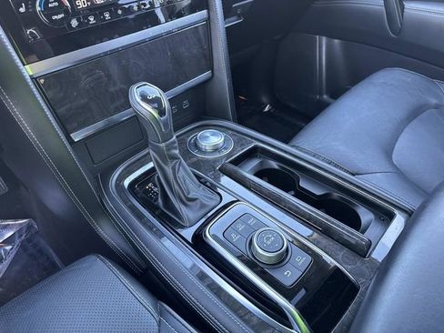 Used 2024 INFINITI QX80 Luxe image 26