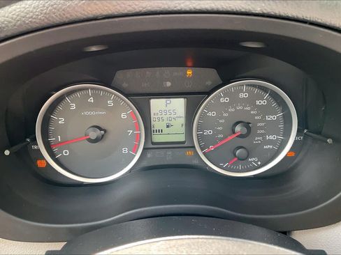 Used 2014 Subaru Forester 2.5i AWD/4WD image 25