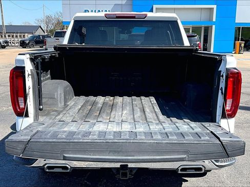 Used 2022 GMC Sierra 1500 SLT image 28