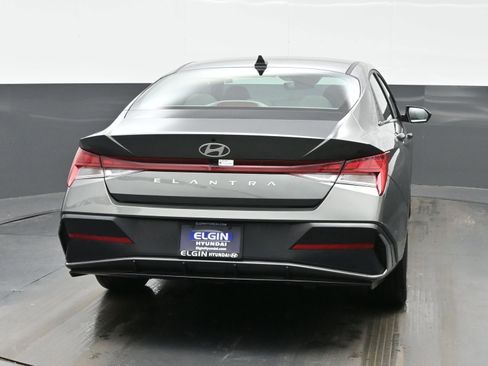 Certified 2025 Hyundai Elantra SEL image 5
