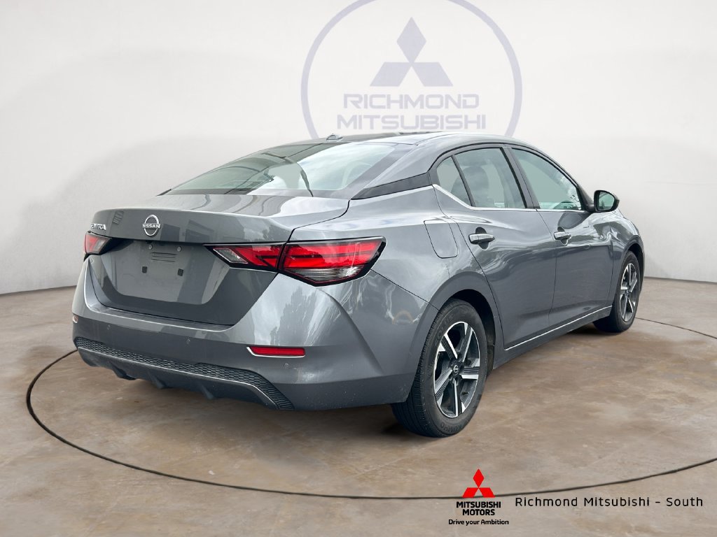 Used 2025 Nissan Sentra SV FWD image 3