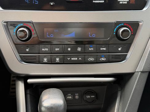 Used 2015 Hyundai Sonata Sport 2.0T FWD image 14