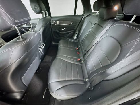Used 2018 Mercedes-Benz GLC 300 4MATIC image 27