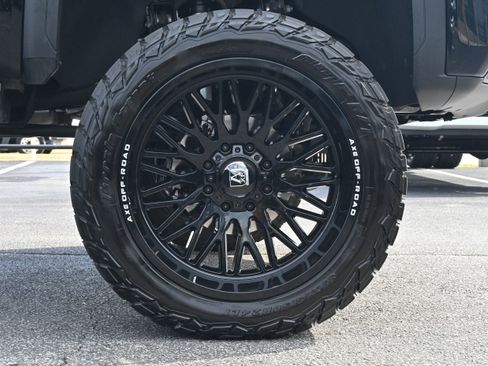 Used 2025 GMC Sierra 2500 Denali Ultimate image 23