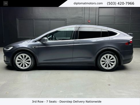 Used 2018 Tesla Model X 100D image 4
