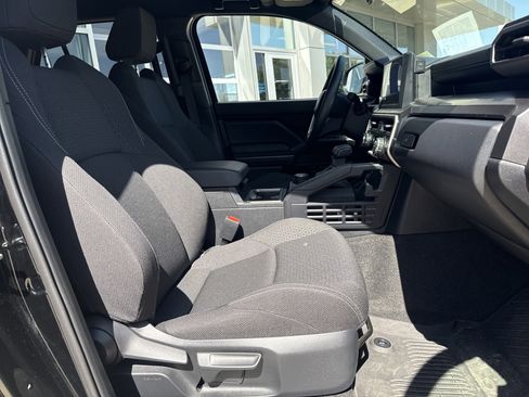 Used 2025 Toyota 4Runner SR5 image 28