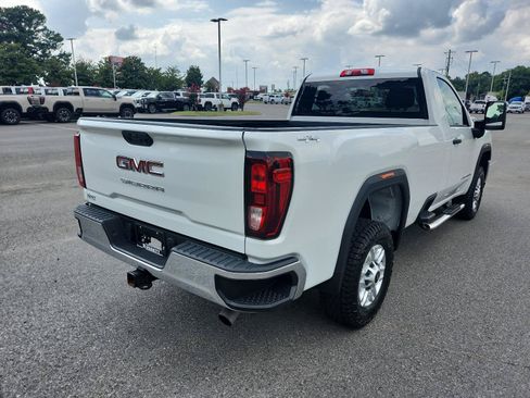 Used 2022 GMC Sierra 2500 Pro w/ Convenience Package AWD/4WD image 3
