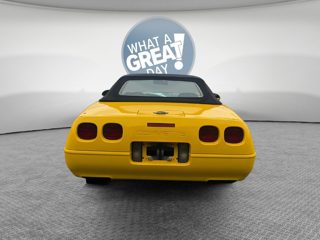 Used 1995 Chevrolet Corvette Convertible RWD image 5