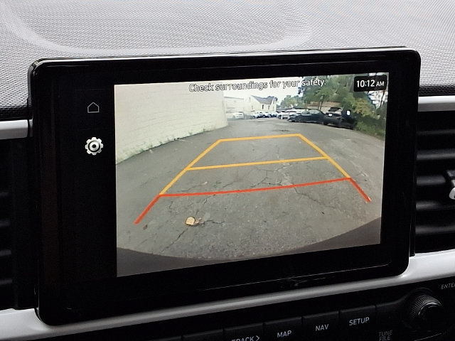 Used 2024 Hyundai Venue Limited FWD image 19