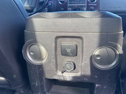 Used 2012 Ford F350 Lariat w/ Chrome Pkg image 11