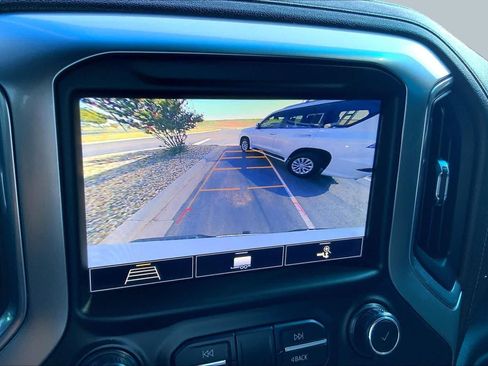Used 2020 Chevrolet Silverado 1500 LT w/ Texas Edition AWD/4WD image 27
