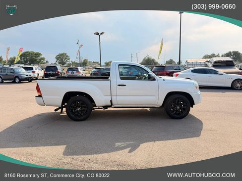 Used 2014 Toyota Tacoma 2WD Regular Cab image 4