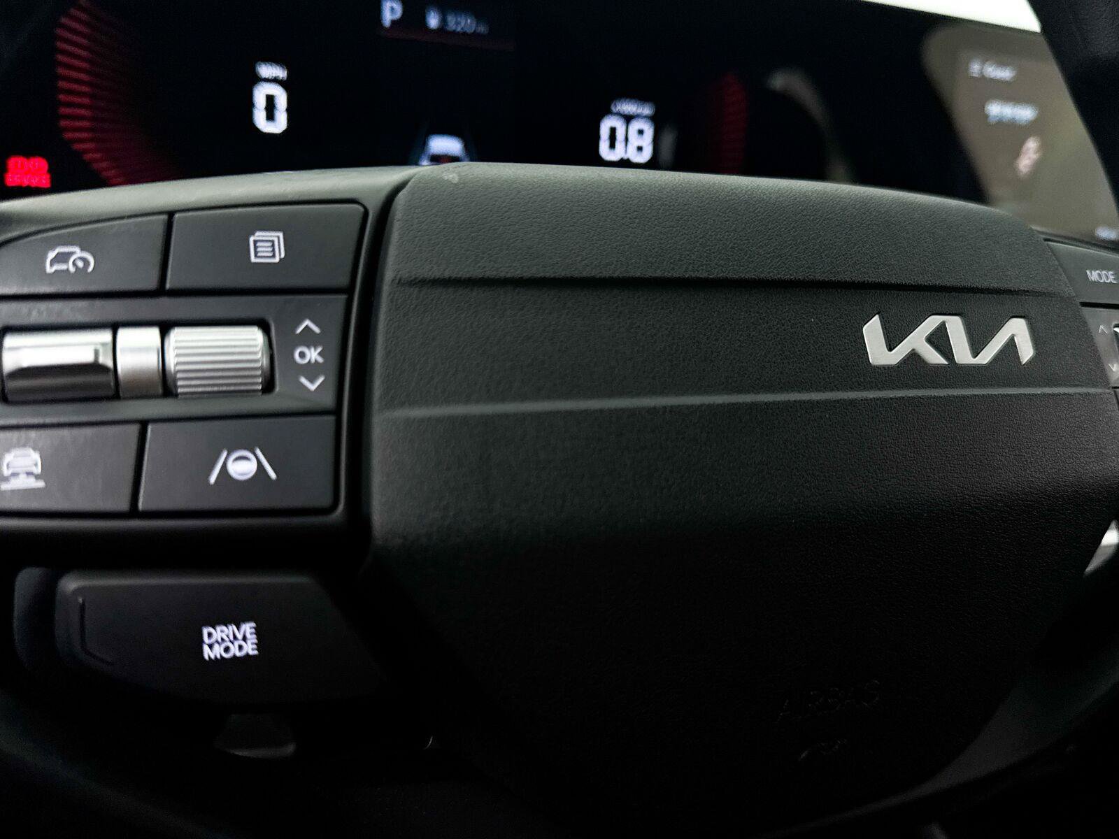 Used 2025 Kia K4 FWD image 8