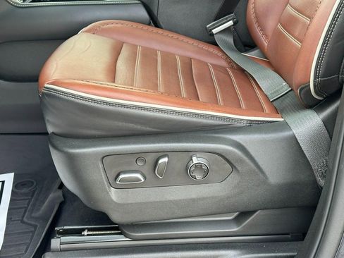 Certified 2023 GMC Yukon XL Denali Ultimate image 23