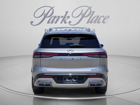 Used 2024 INFINITI QX60 Sensory w/ Cargo Package AWD/4WD image 4