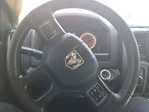 Used 2018 RAM 1500 Express RWD image 21