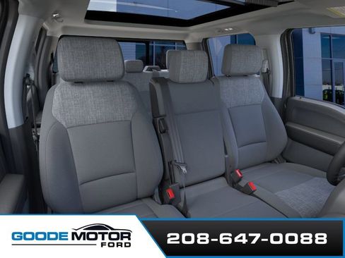 New 2026 Ford F250 XLT w/ XLT Premium Package AWD/4WD image 10