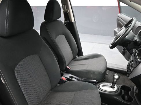 Used 2018 Nissan Versa SV w/ SV Special Edition Package image 24