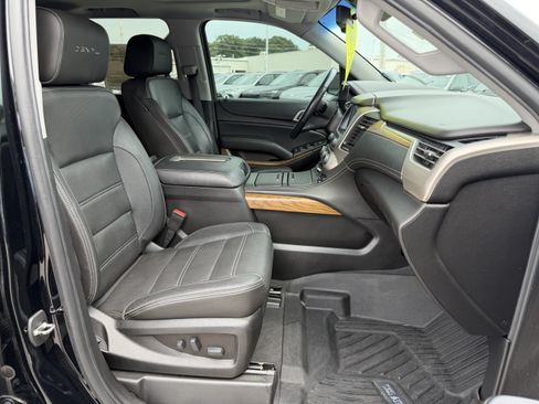Used 2019 GMC Yukon Denali AWD/4WD image 11