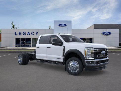 New 2025 Ford F550 XL image 7