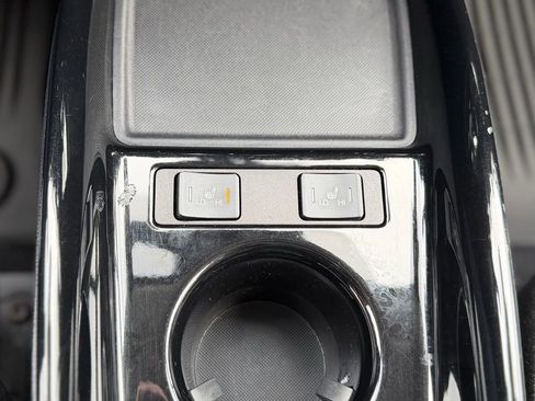 Used 2021 Toyota Prius Prime LE image 18