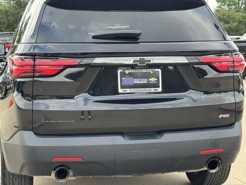 Used 2023 Chevrolet Traverse RS w/ LPO, Floor Liner Package FWD image 8