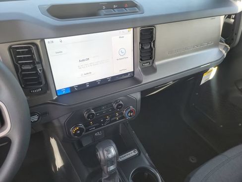 New 2026 Ford Bronco 2-Door AWD/4WD image 21