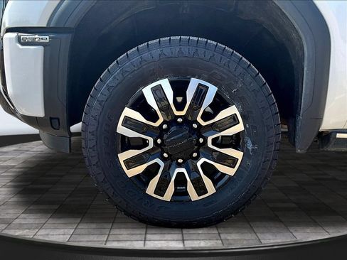 Used 2024 GMC Sierra 2500 Denali Ultimate w/ Max Trailering Package AWD/4WD image 37