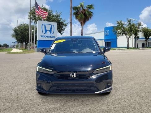 Used 2024 Honda Civic Touring image 2
