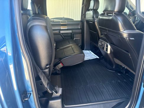 Used 2019 Ford F150 Raptor w/ Equipment Group 802A Luxury AWD/4WD image 17