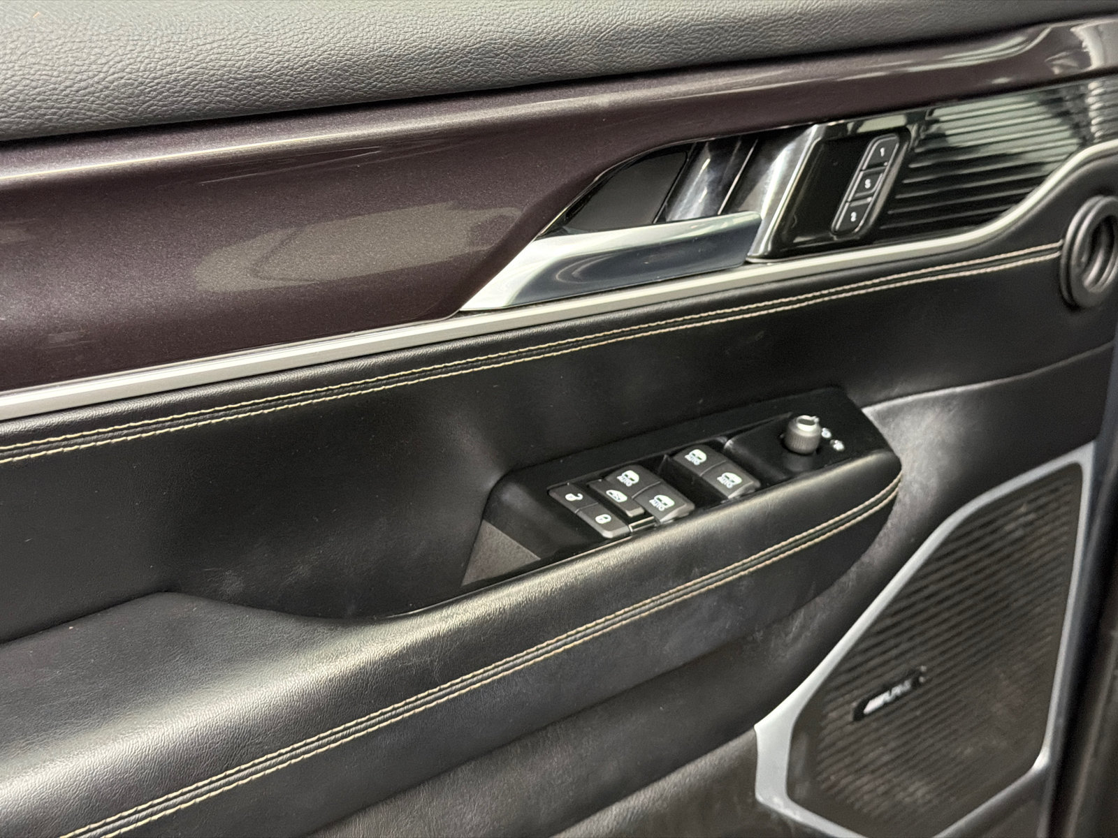 Used 2022 Jeep Wagoneer Series I RWD image 18