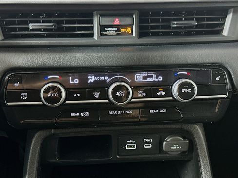 Used 2025 Honda Pilot EX-L image 24