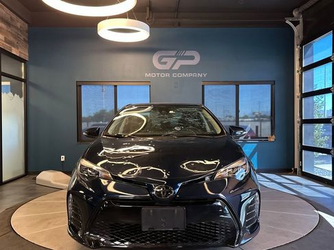 Used 2018 Toyota Corolla SE FWD image 8