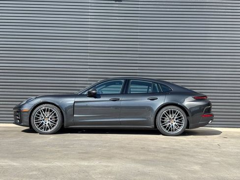 New 2026 Porsche Panamera 4 image 2