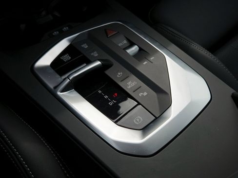 Used 2025 BMW 228i xDrive w/ Technology Package image 14