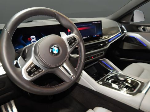 Used 2026 BMW X6 M60i image 15