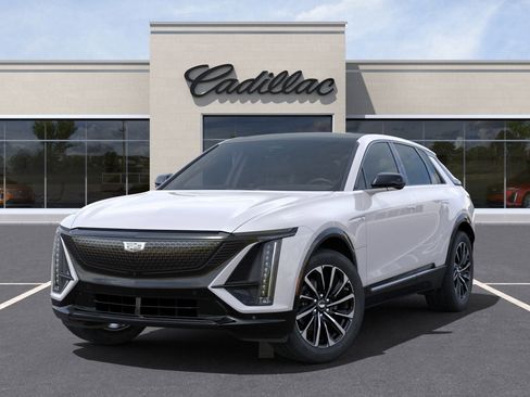 New 2025 Cadillac Lyriq Sport image 6
