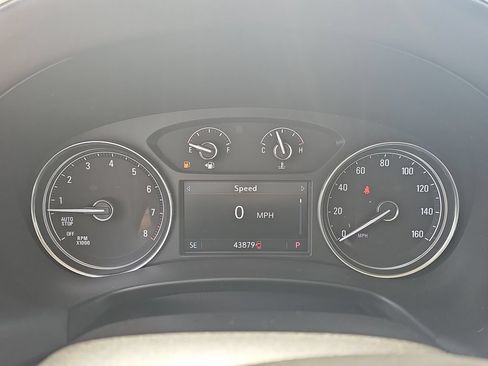 Certified 2024 Buick Enclave Essence w/ Sport Touring Edition FWD image 31