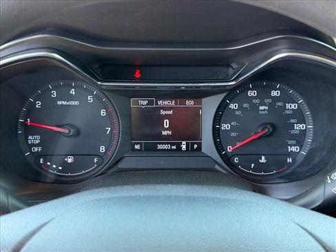 Used 2022 Chevrolet TrailBlazer LT w/ LPO, Blackout Package FWD image 14