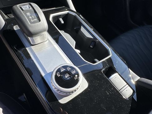 New 2026 Mitsubishi Outlander SEL image 25