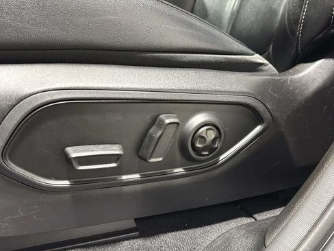 Used 2022 Jeep Grand Cherokee Limited AWD/4WD image 30