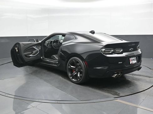 Used 2022 Chevrolet Camaro SS RWD image 51