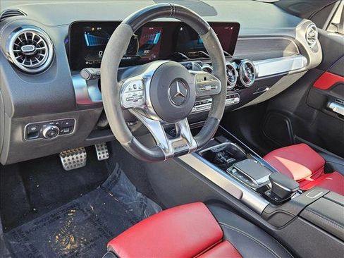 Used 2022 Mercedes-Benz GLB 35 AMG 4MATIC image 10