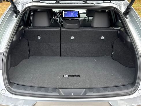 Used 2023 Lexus UX 250h 250h Premium image 54