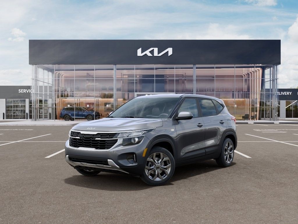 New 2026 Kia Seltos LX FWD image 8