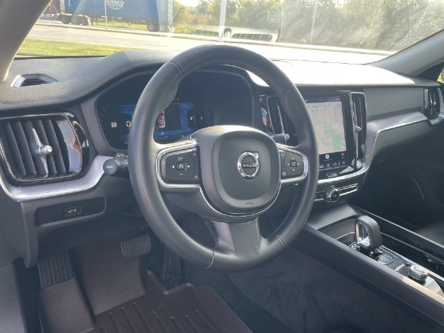 Used 2024 Volvo S60 B5 Core w/ Climate Package AWD/4WD image 18