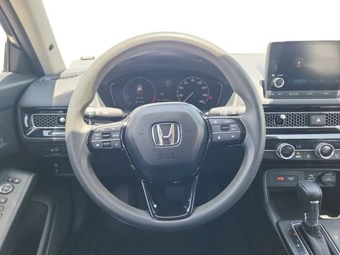 Used 2023 Honda Civic LX image 13