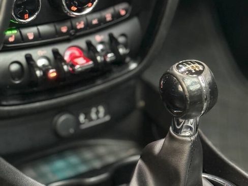 Used 2016 MINI Cooper Clubman image 19