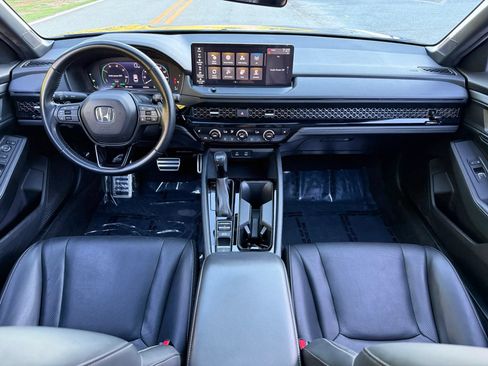 Used 2023 Honda Accord Sport image 15